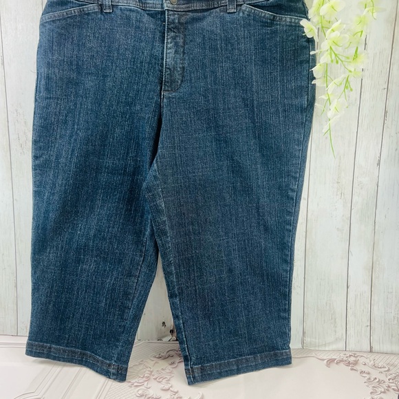 Plus size Liz Claiborne SLIM POWER CROP Denim Jeans Women 14W Blue Stretch - Picture 14 of 14